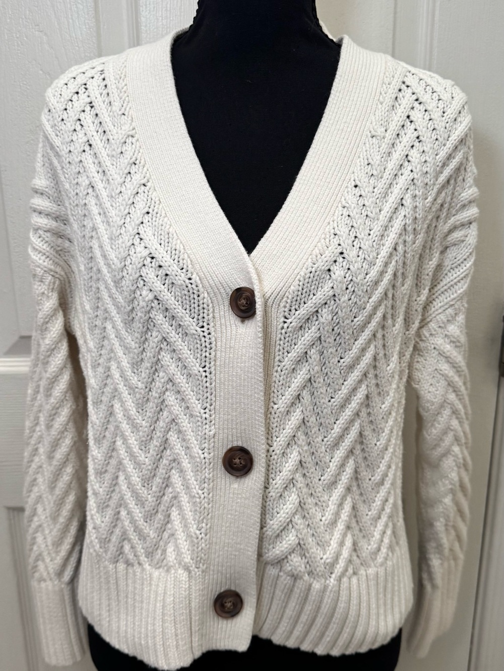 Abercrombie & Fitch Cream Cable-Knit Button Cardigan